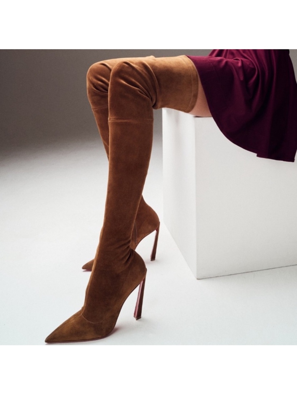 Christian Louboutin CONDORA
BOTTA ALTA 100 VEAU VELOURS STRETCH RETAIL
2,995